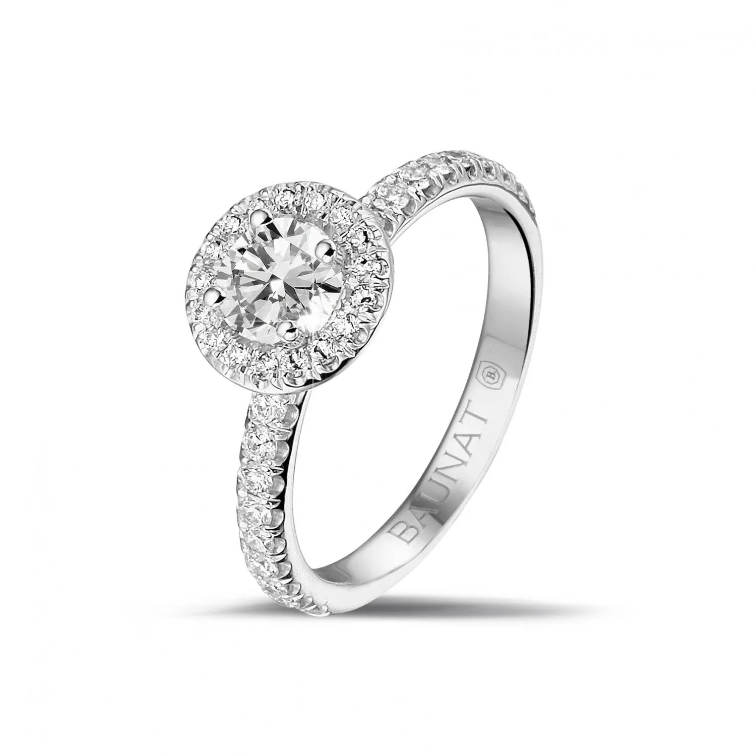 0.50 quilates halo anillo solitario en oro blanco con diamantes redondos 