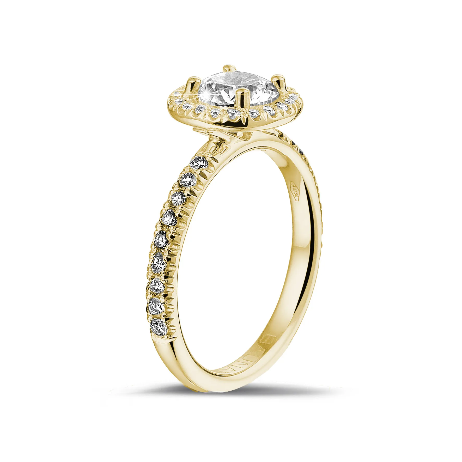 0.90 quilates Halo anillo solitario en oro amarillo con diamantes redondos 