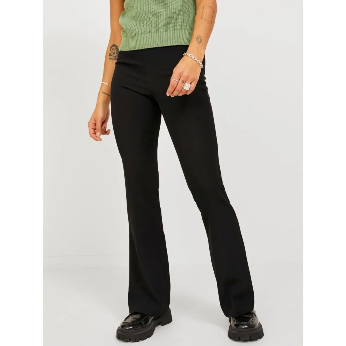 12224631 JXMYNTE SLIM FLARED HBLACK