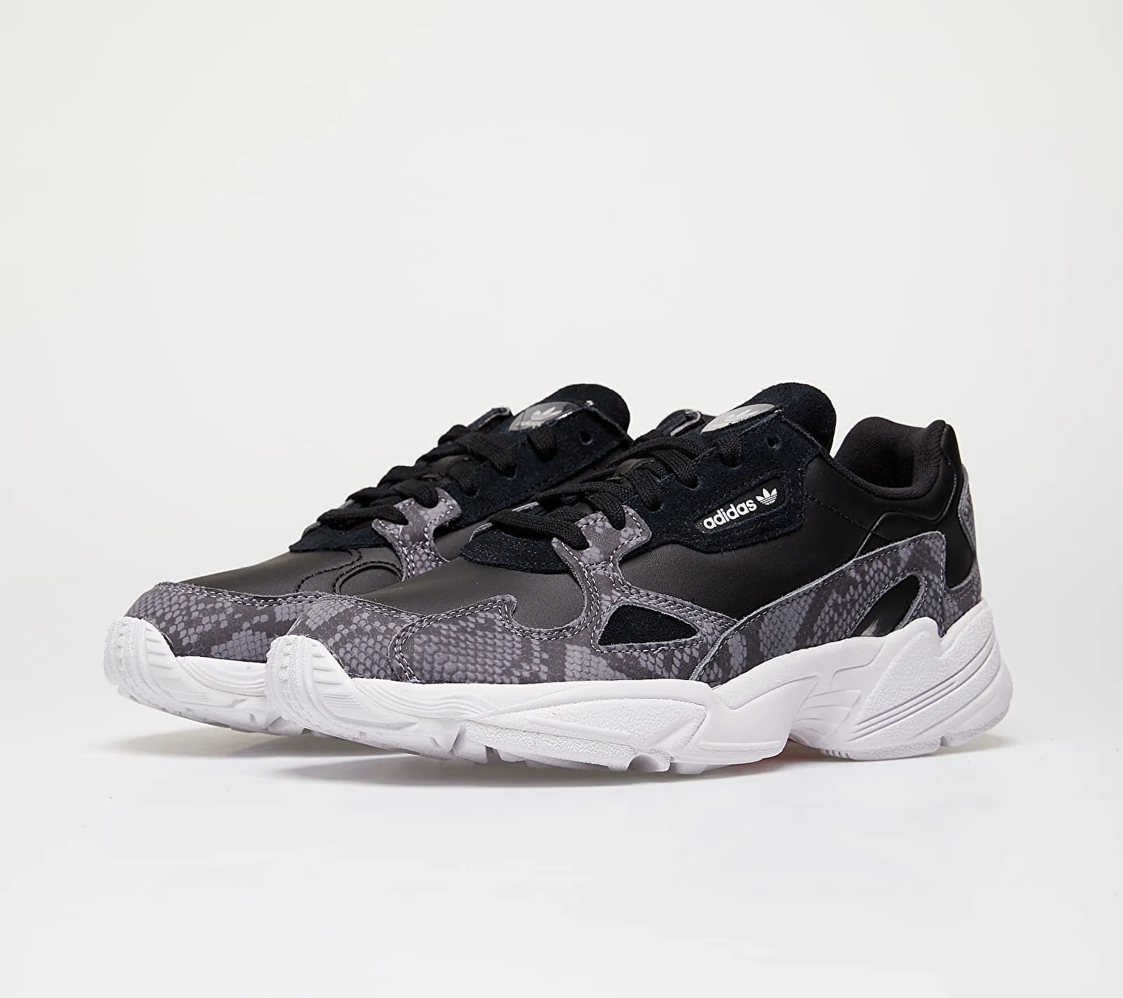 adidas Originals Falcon W