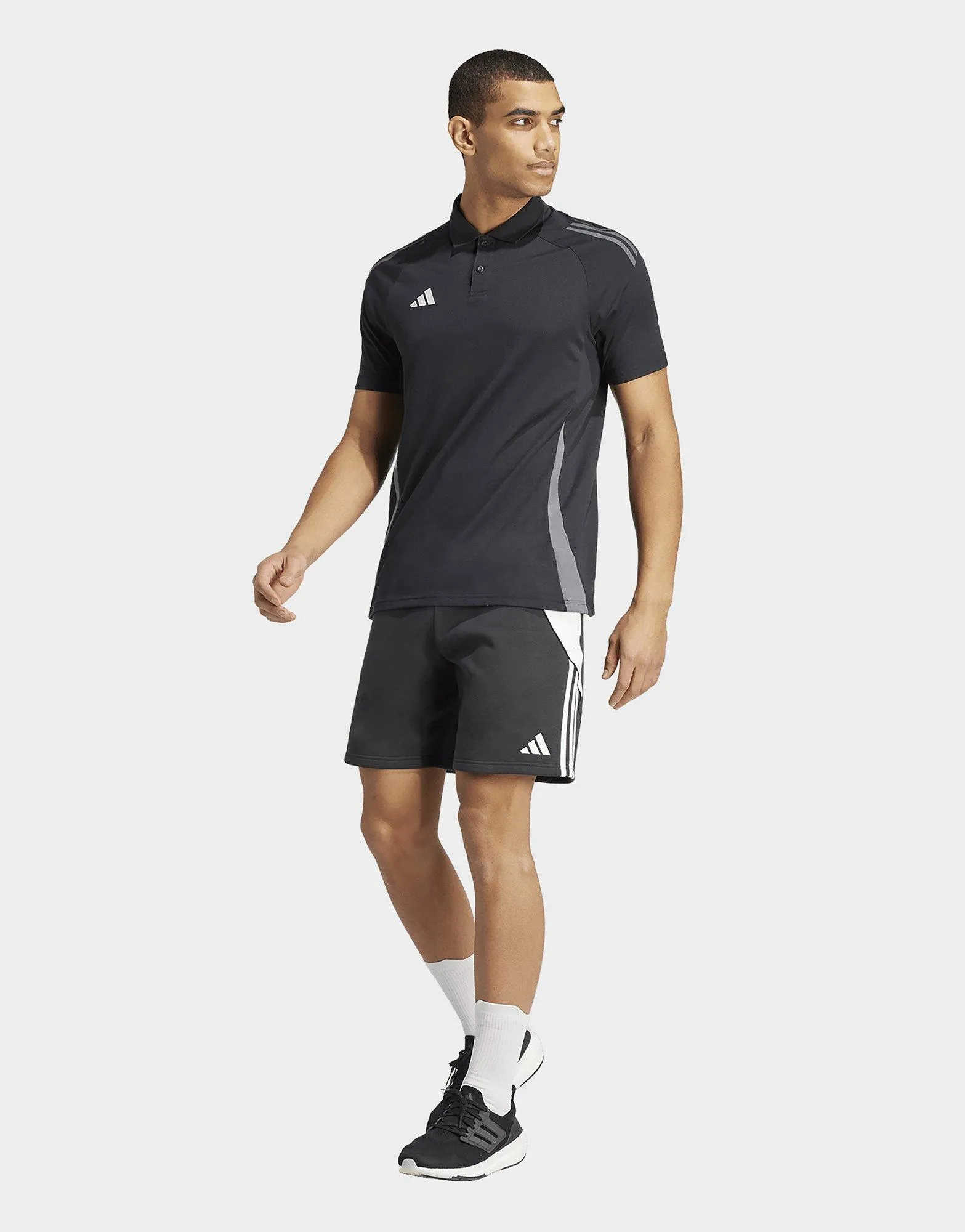 adidas Pantalón corto Tiro 24