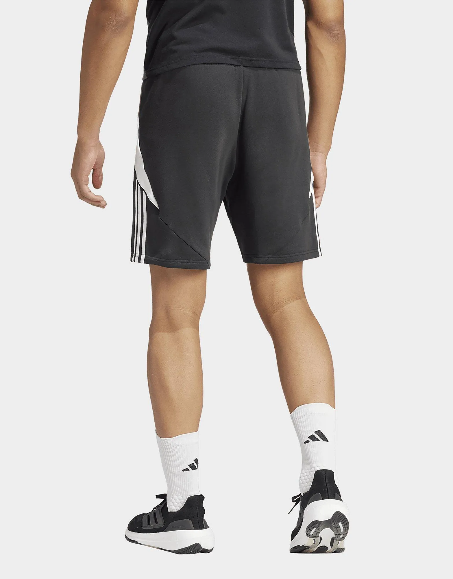 adidas Pantalón corto Tiro 24