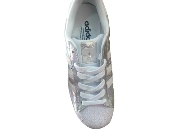 Adidas zapatillas Plata 