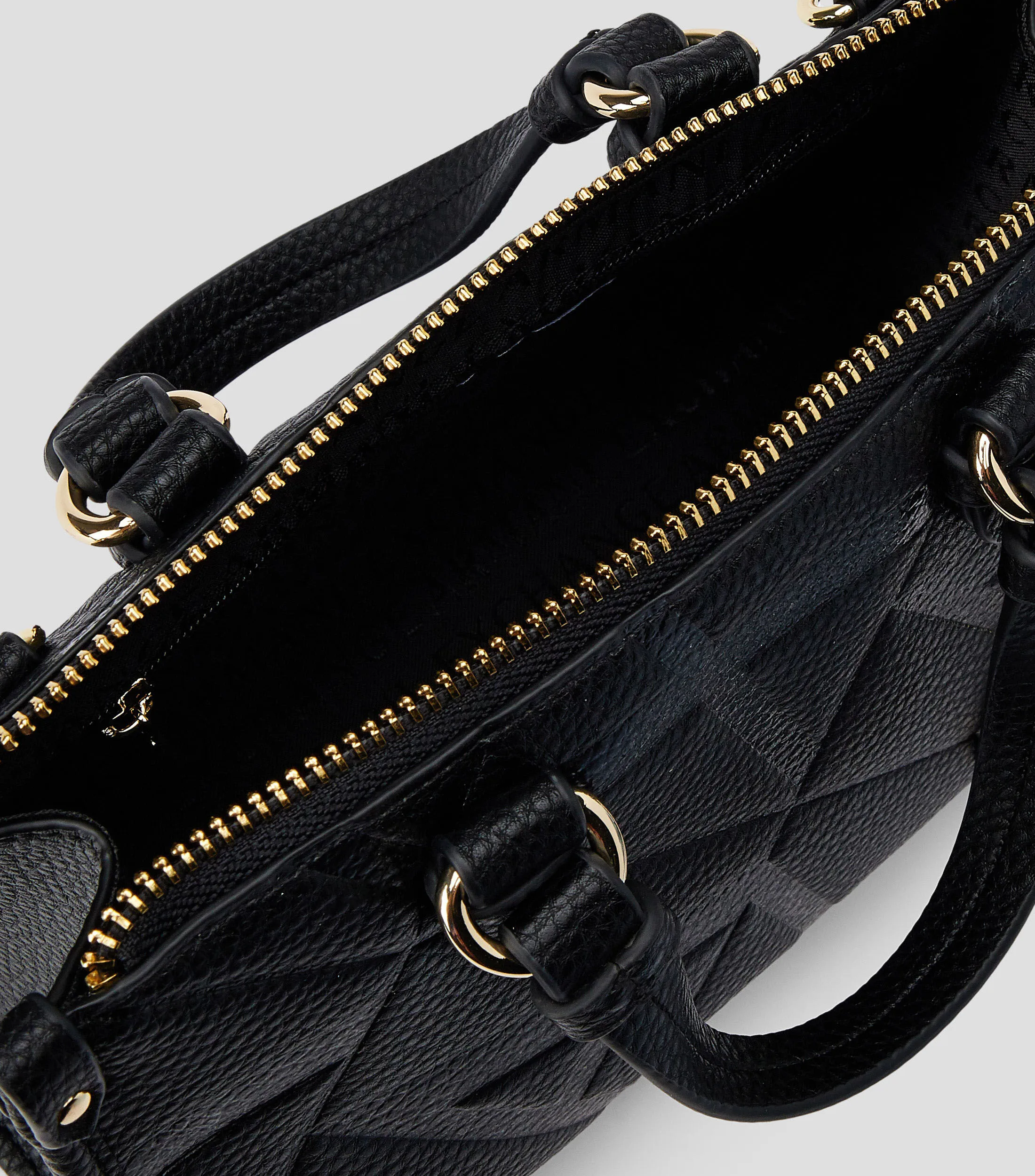 Armani Exchange Bolso Crossbody Negro monogram Mujer