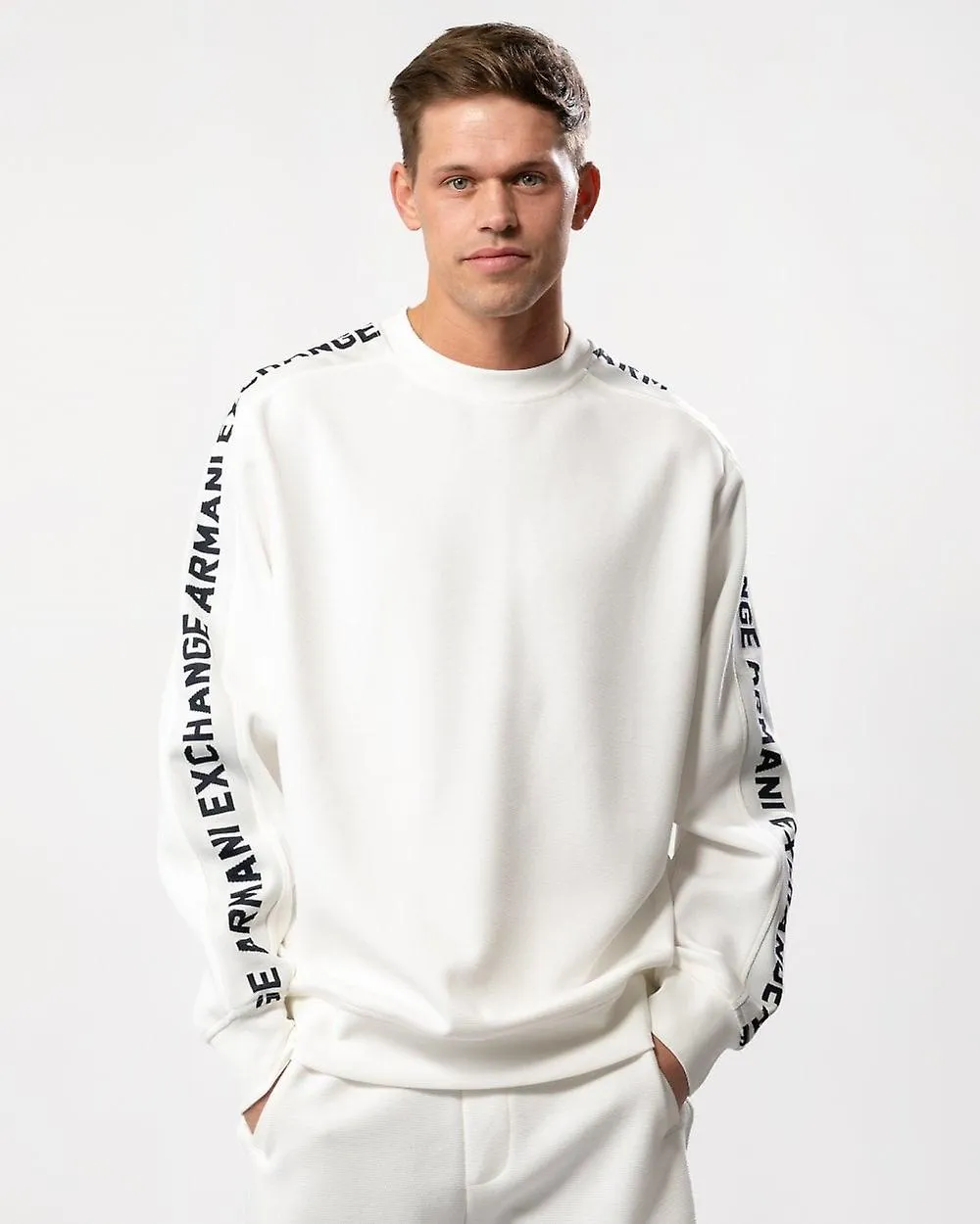 Armani Exchange Sudadera de cuello redondo con cinta con logotipo para hombre Armani Exchange