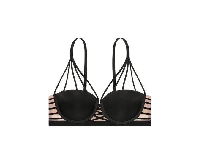 Balmain para el secreto de Victoria Negro 
