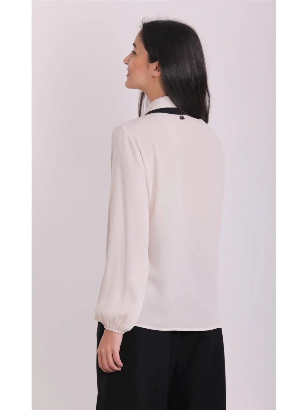 CAMISA MIMI MUA MUJER CUELLO BICOLOR CREMA
