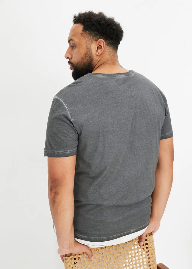 Camiseta con aspecto lavado pizarra