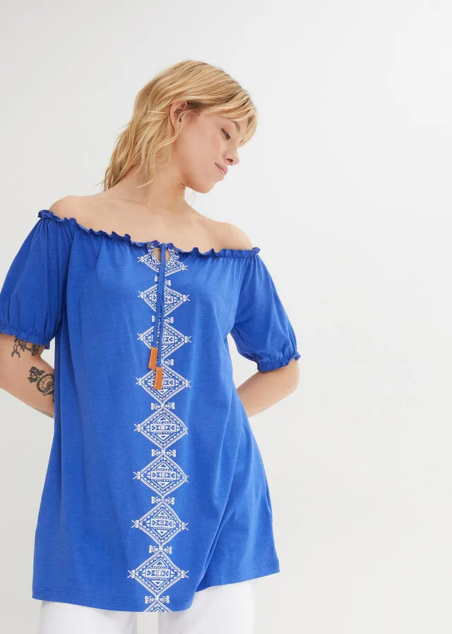 CAMISETA CON ESCOTE BAñERA AZUL ZAFIROBLANCO ESTAMPADO