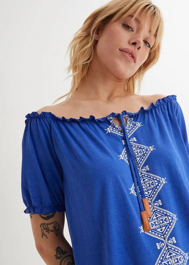 CAMISETA CON ESCOTE BAñERA AZUL ZAFIROBLANCO ESTAMPADO