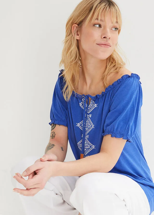 CAMISETA CON ESCOTE BAñERA AZUL ZAFIROBLANCO ESTAMPADO