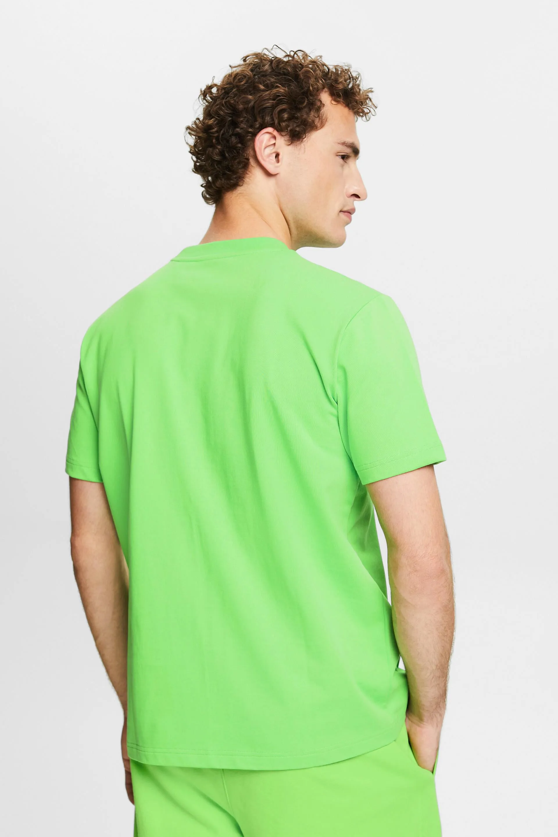 Camiseta de cuello redondo con logotipo