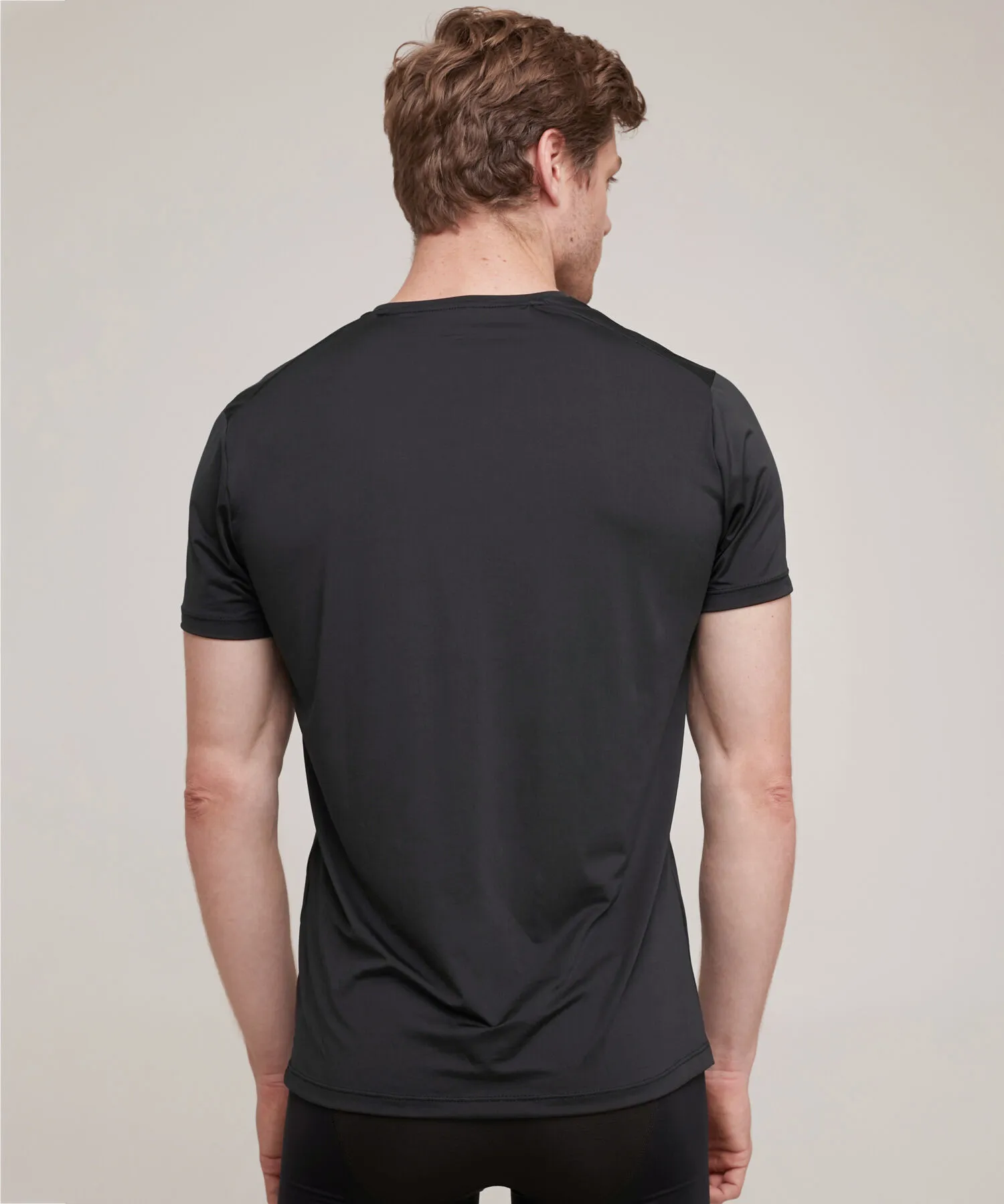 CAMISETA INTERIOR CUELLO V EN MICROFIBRA