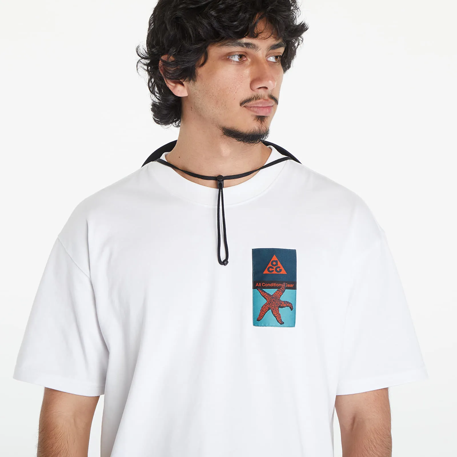 CAMISETA NIKE ACG MEN'S PATCH TSHIRT