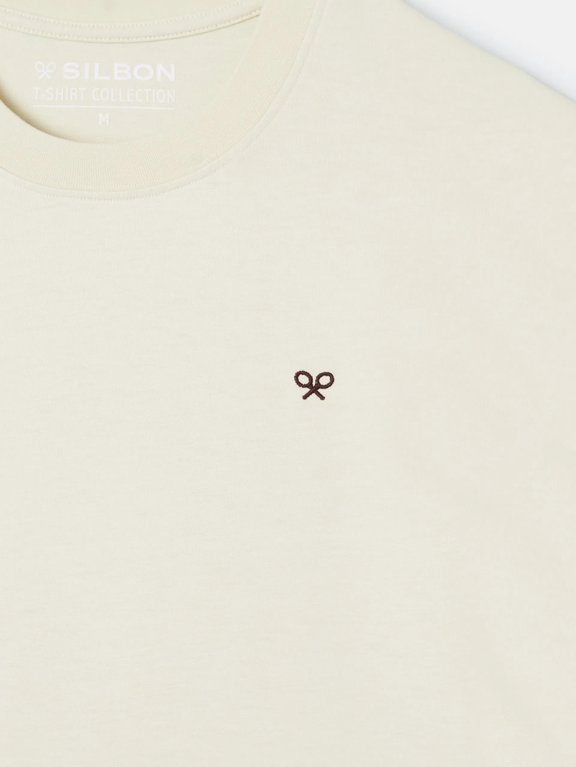 Camiseta special fit our mind is art crema