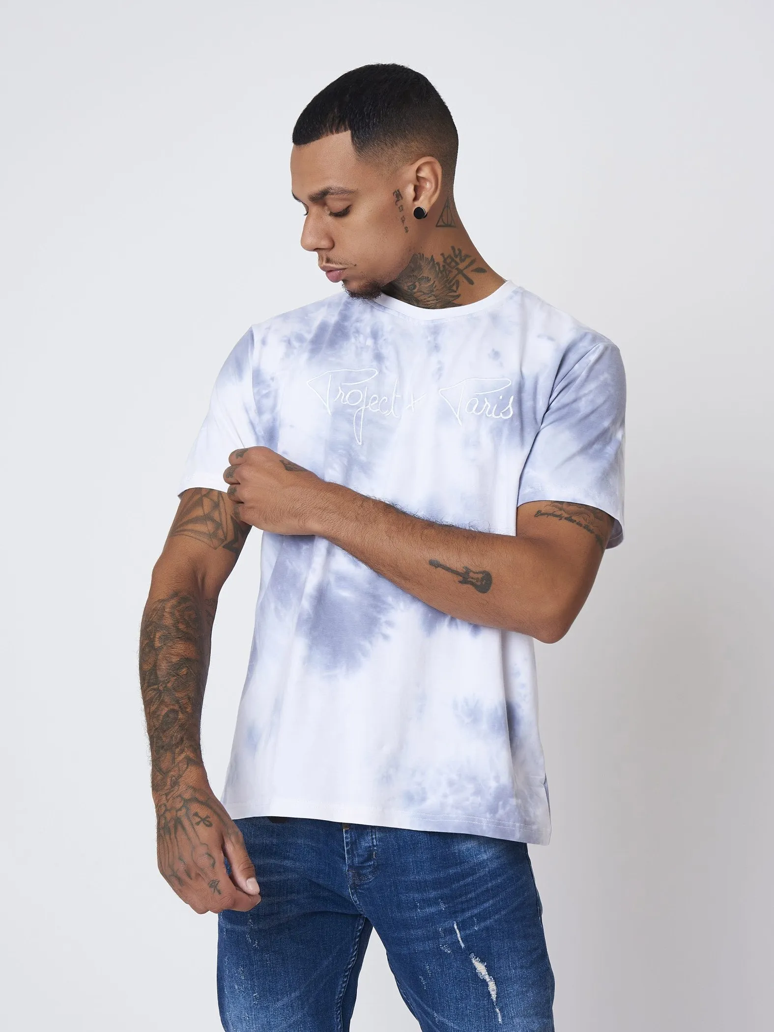 Camiseta Tie & dye con logotipo bordado