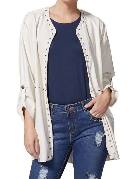 chaqueta lolitas larga con remaches blanco