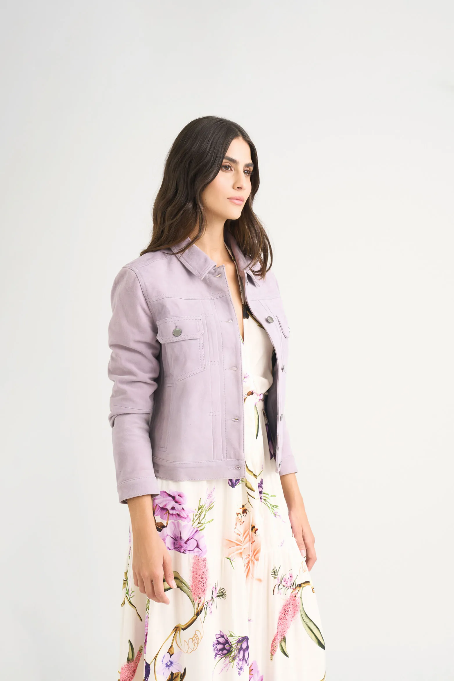 Chaqueta mercury tipo trucker para mujer en gamuza