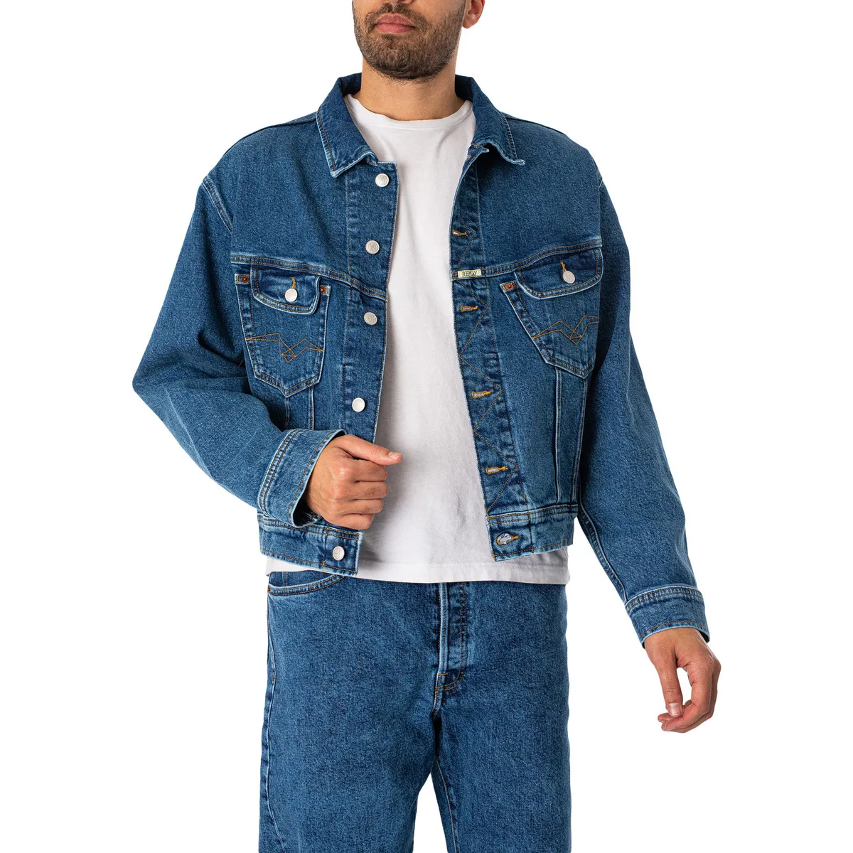 Chaqueta Vaquera Con Bolsillo En El Pecho