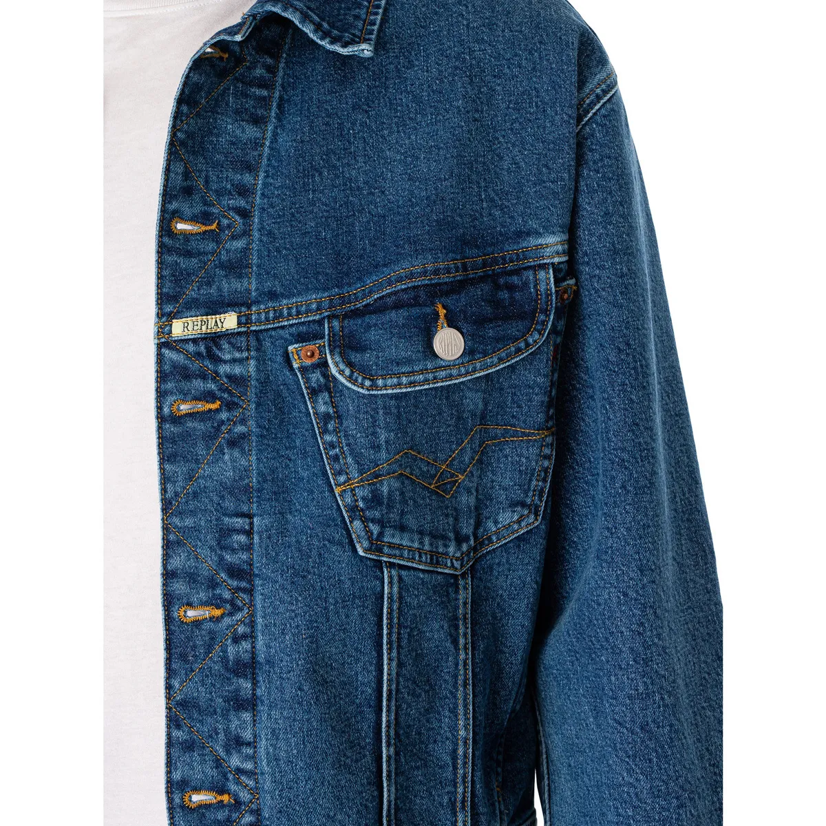 Chaqueta Vaquera Con Bolsillo En El Pecho