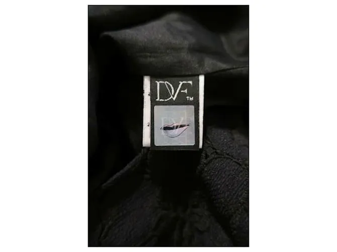 Diane Von Furstenberg Vestido negro de encaje floral Sarita de DvF 