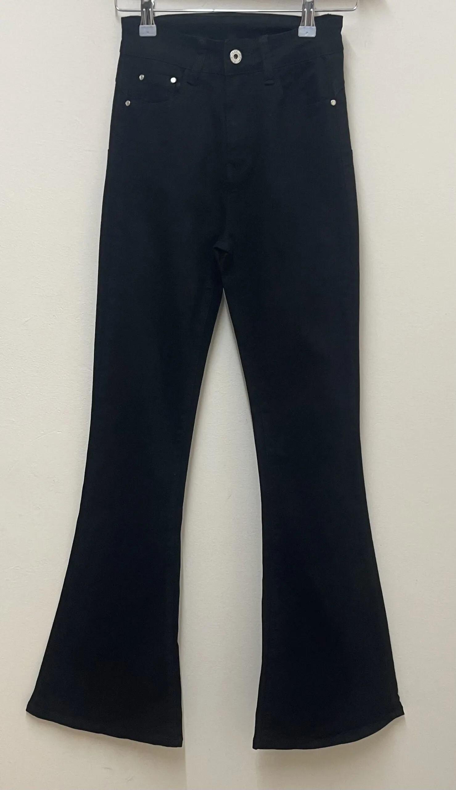 Jeans Campana Push Up Negro