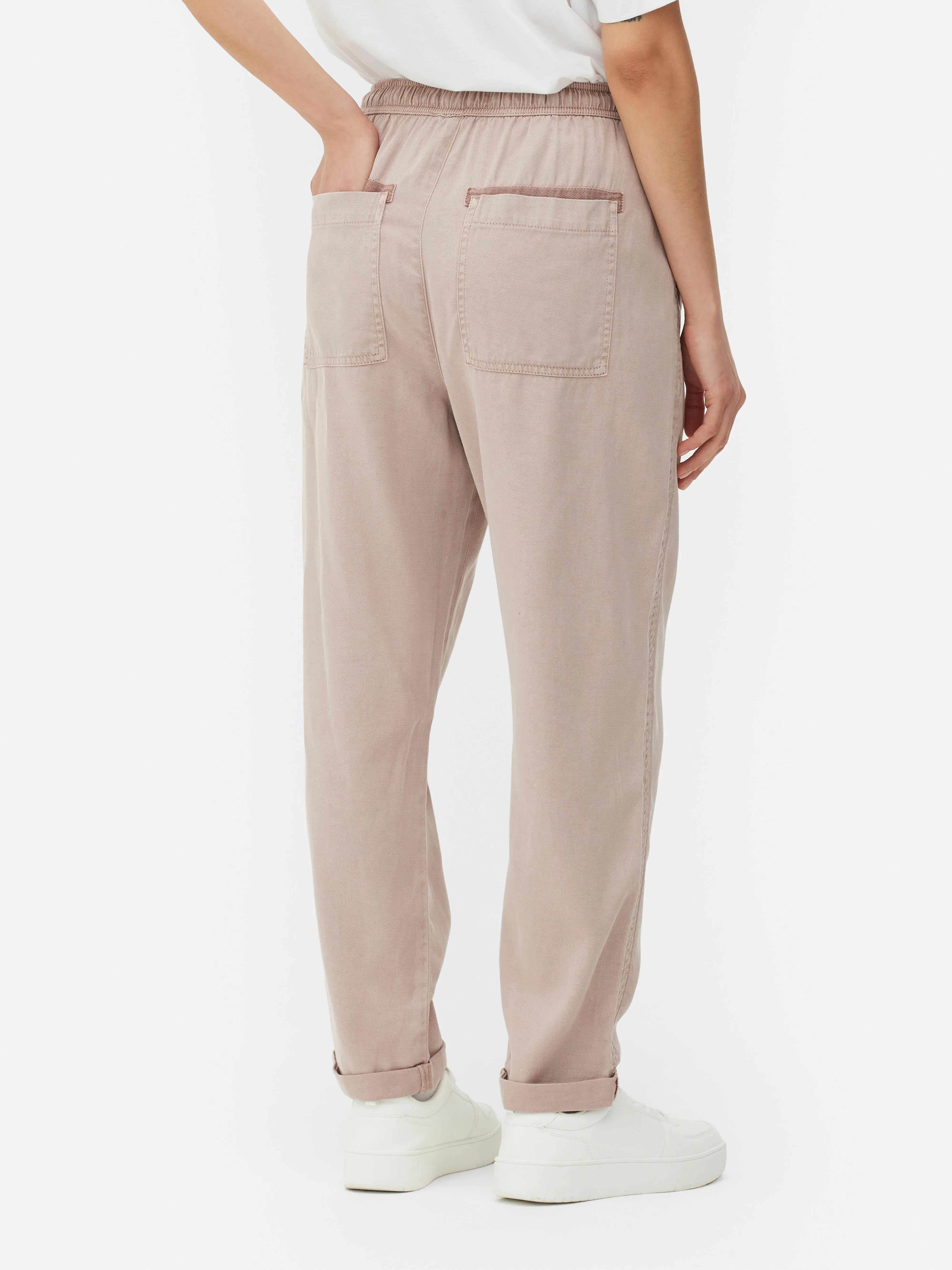 Joggers de pernera cónica de Paula Echevarría