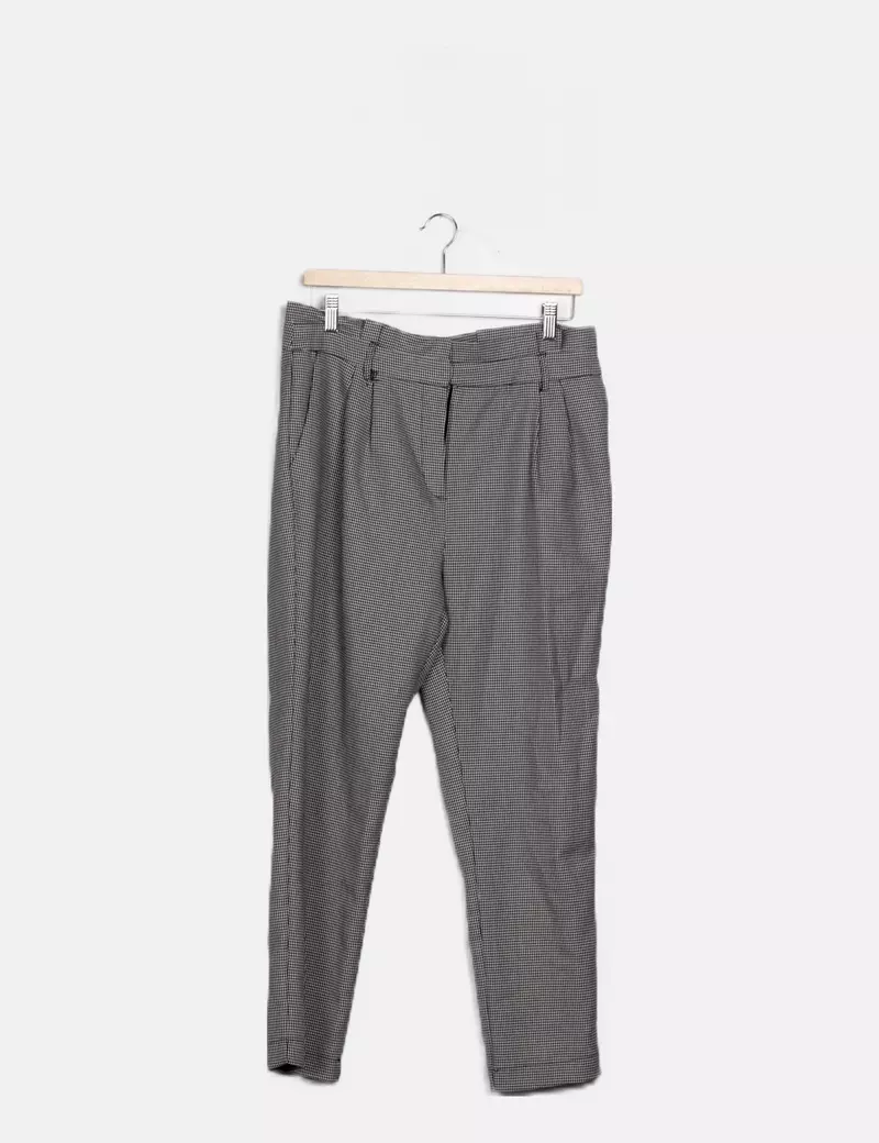 Kiabi Pantalón negro estampado