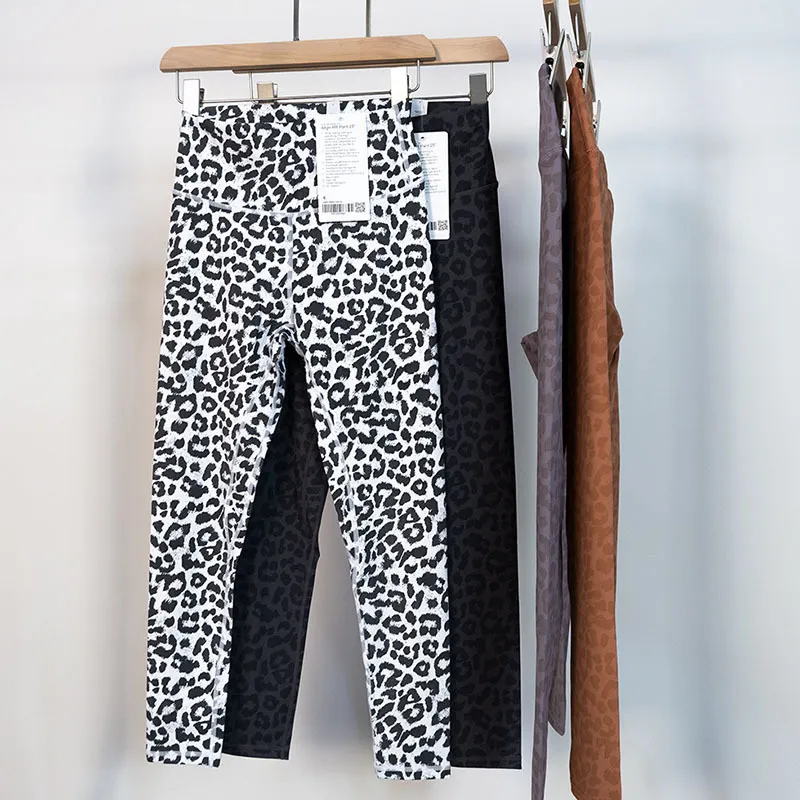 Leopardo Alinine Leggings Pantra de yoga para mujer Pantalones de chaques de cintura alta Cheetah Sports Fitness noveno pantalon