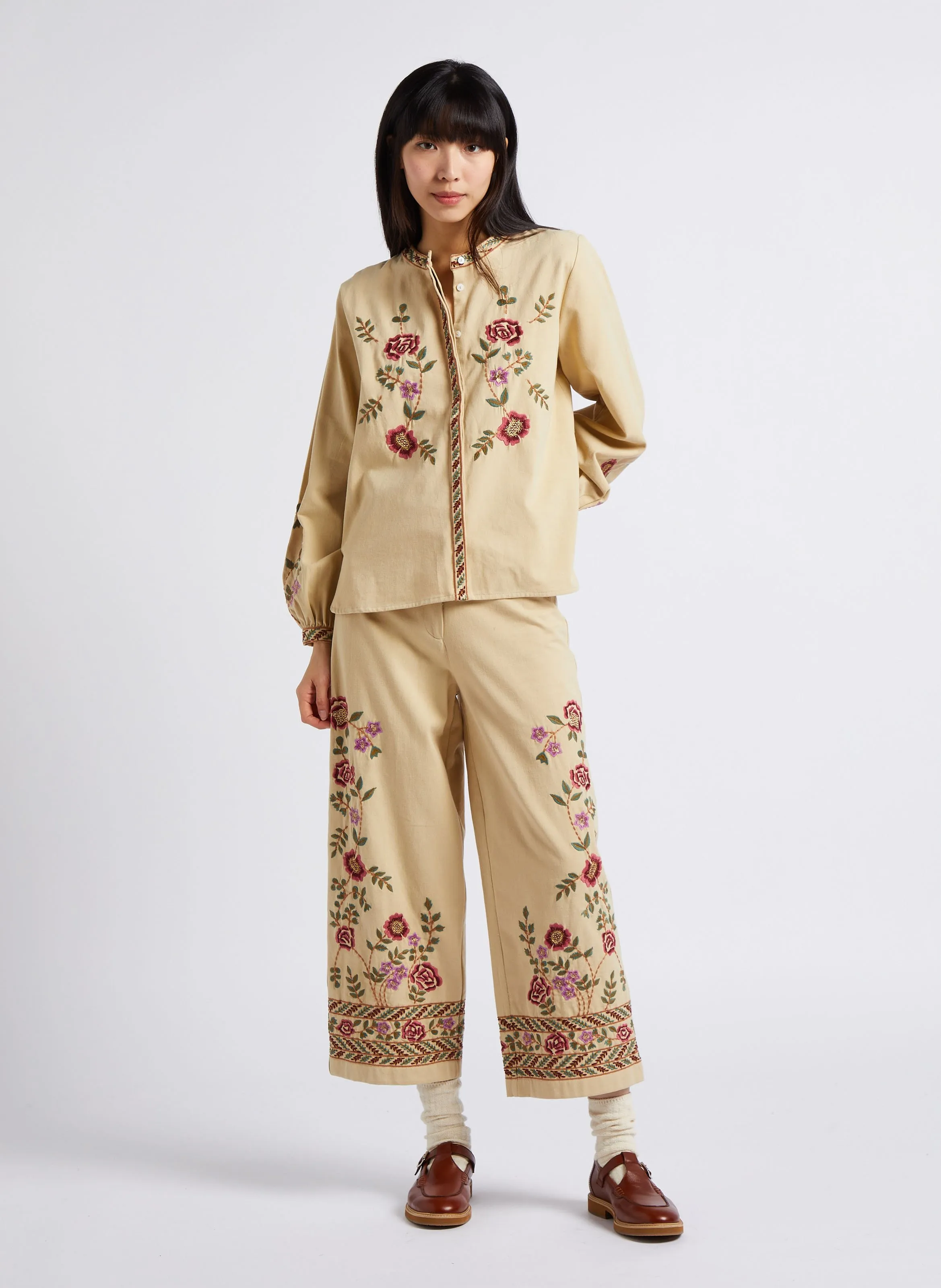 LOUISE MISHA NOVINA  PANTALóN ANCHO DE TALLE ALTO BORDADO EN ALGODóN ORGáNICO. EN MARRON