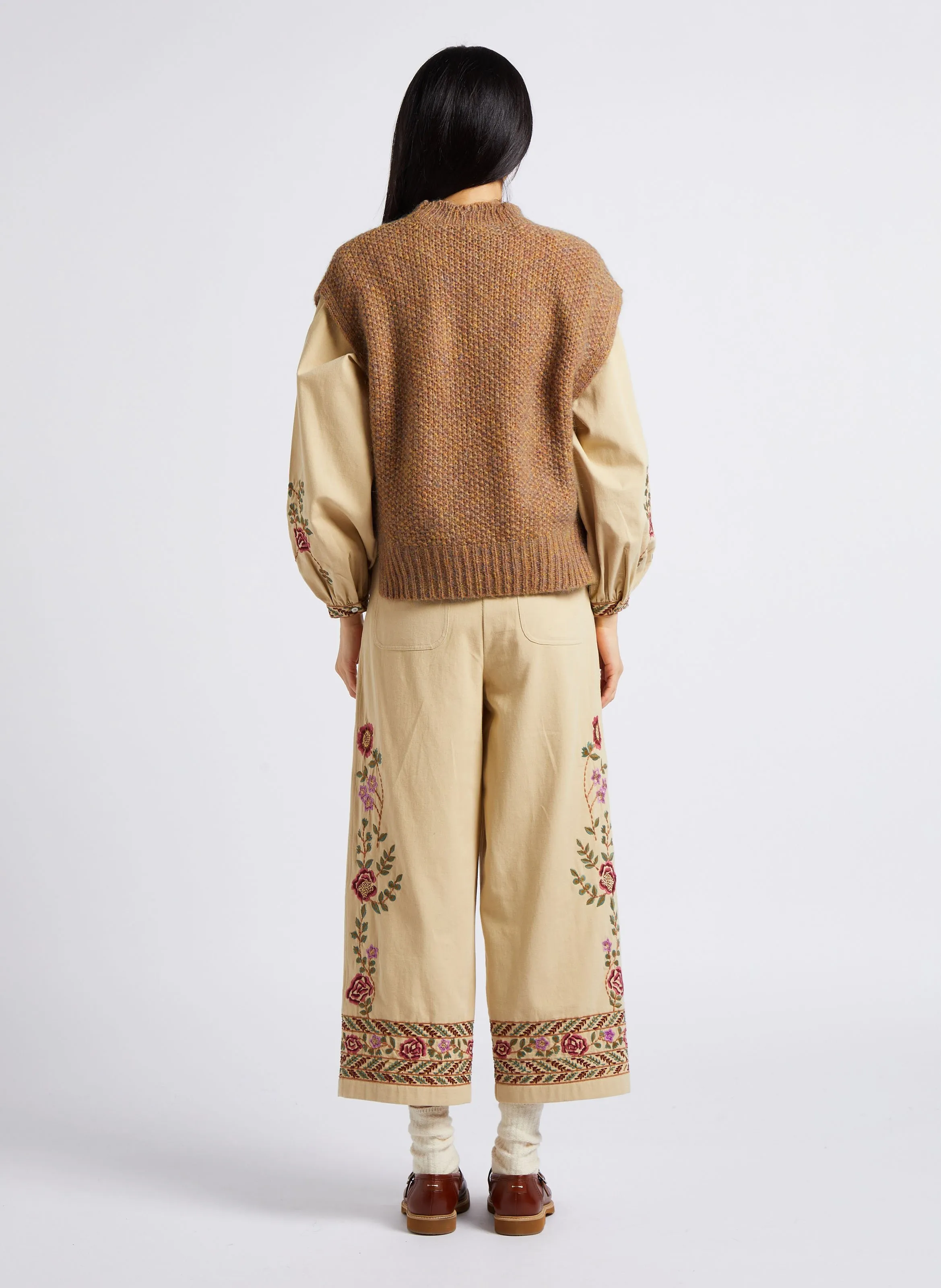 LOUISE MISHA NOVINA  PANTALóN ANCHO DE TALLE ALTO BORDADO EN ALGODóN ORGáNICO. EN MARRON