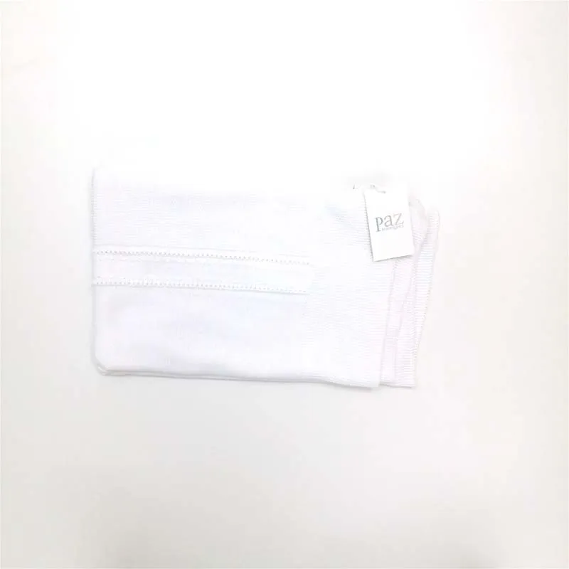 Manto bebé blanco con calado