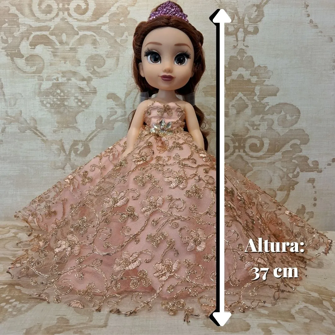 Muñeca de 15 Años Rose Gold con Encaje