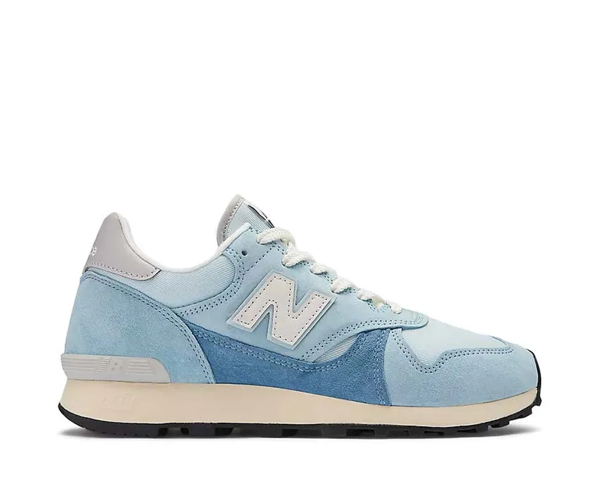 New Balance 475