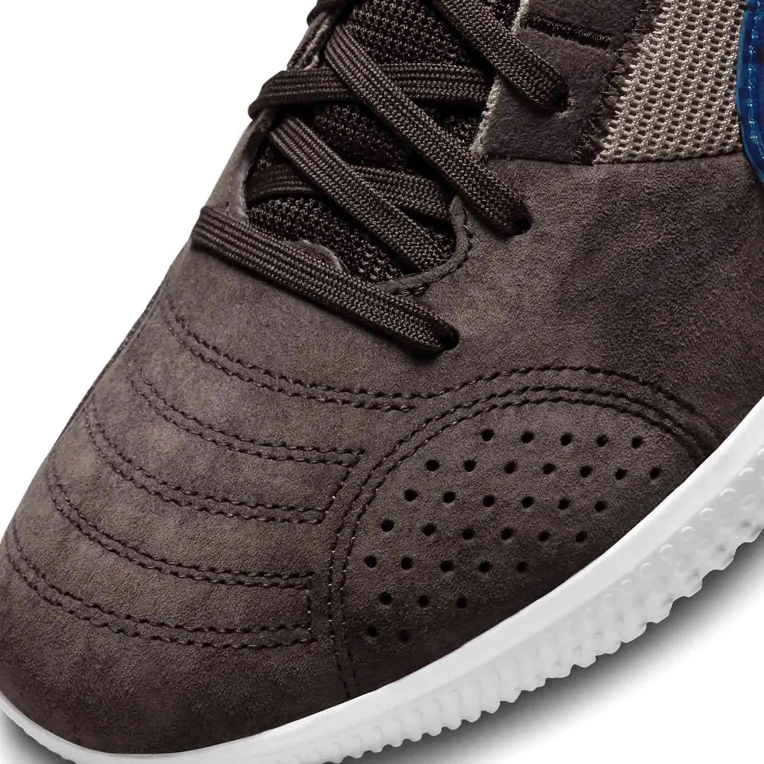 Nike Street Gato