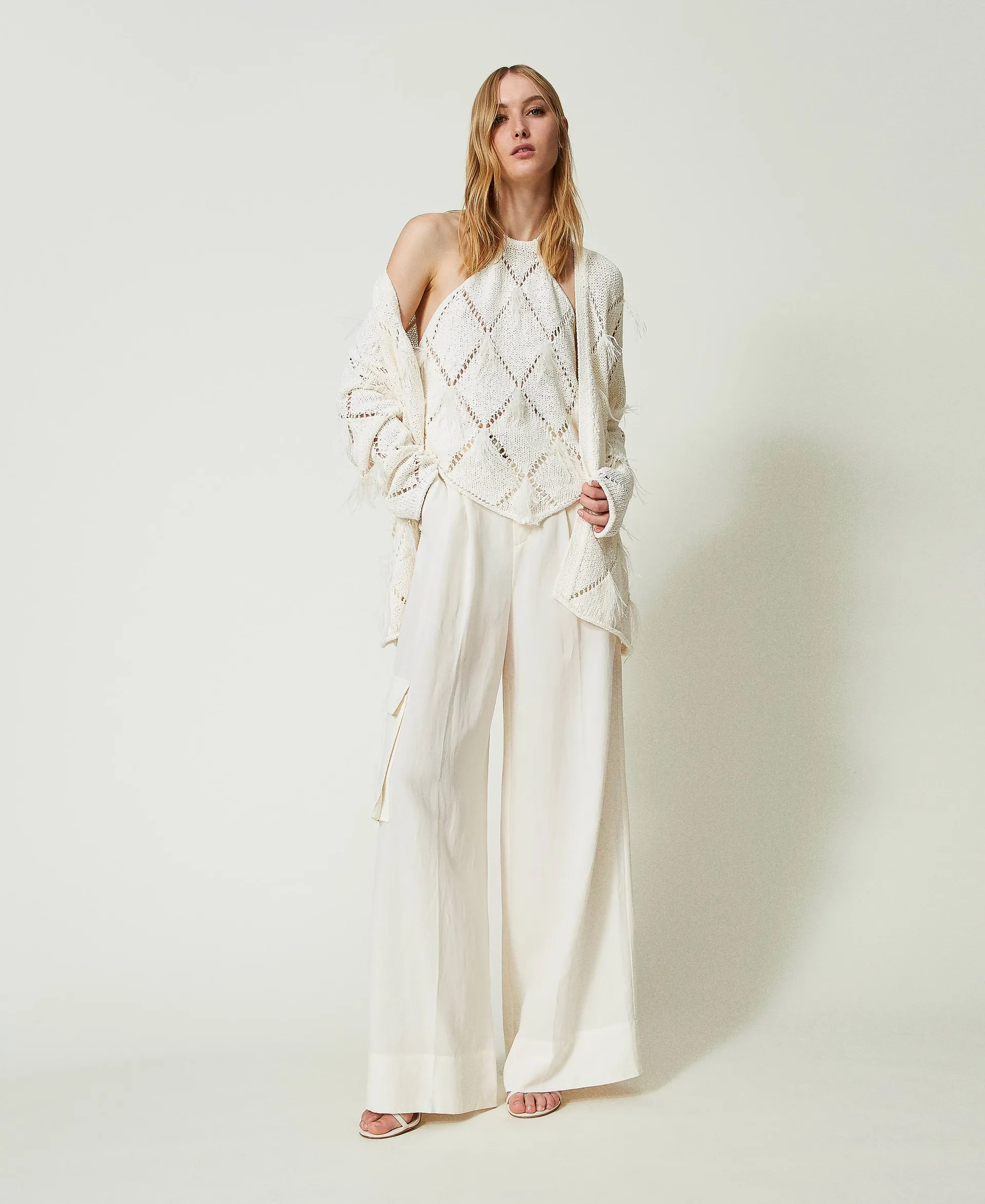 Pantalón de pernera ancha en lona mezcla de lino