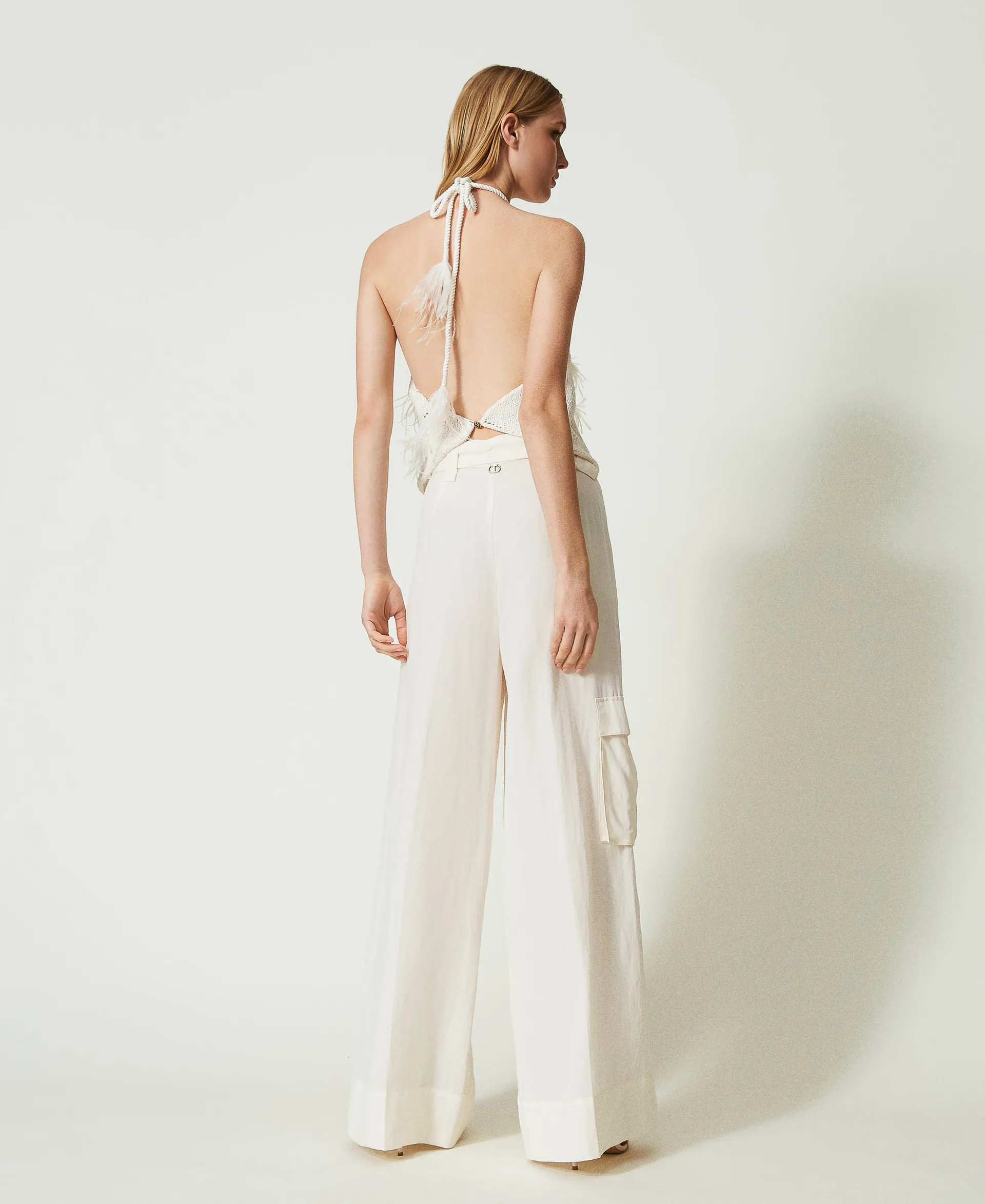 Pantalón de pernera ancha en lona mezcla de lino