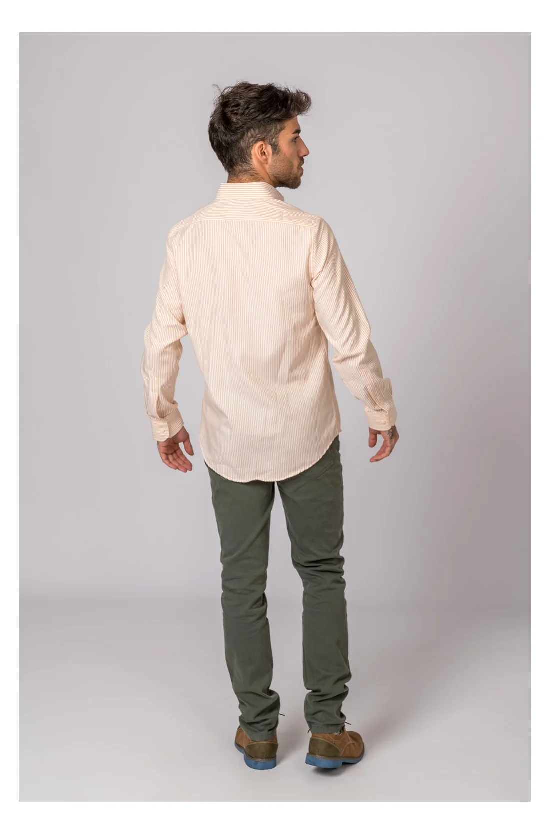 PANTALON MONTERO CON BOTONES VERDE
