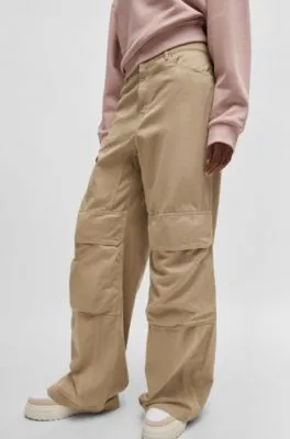 Pantalones cargo de sarga de algodón con pernera ancha