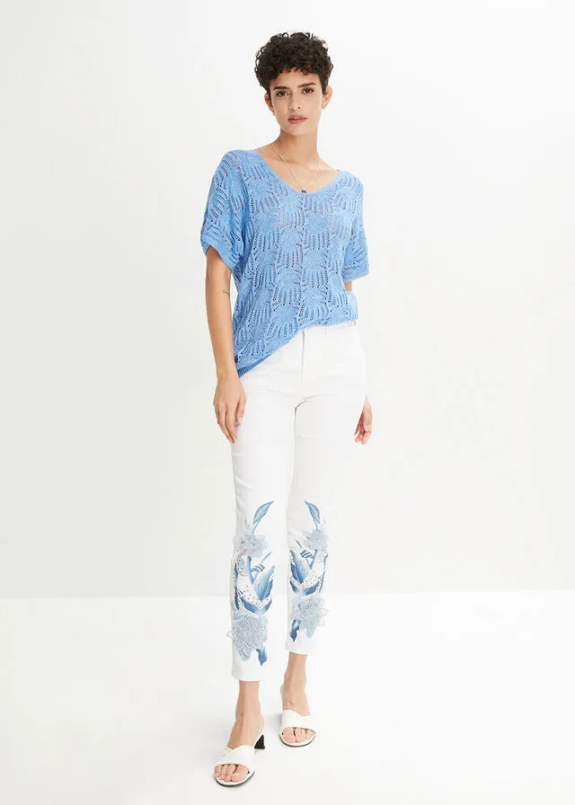 Pantalón con aplicación 3D Sarga blanca