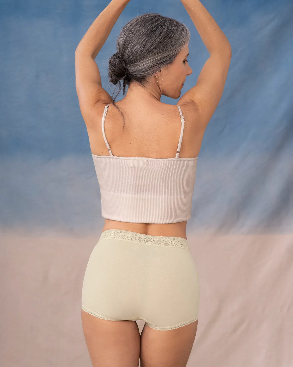 Paquete x 3 panties clásicos con toques de encaje