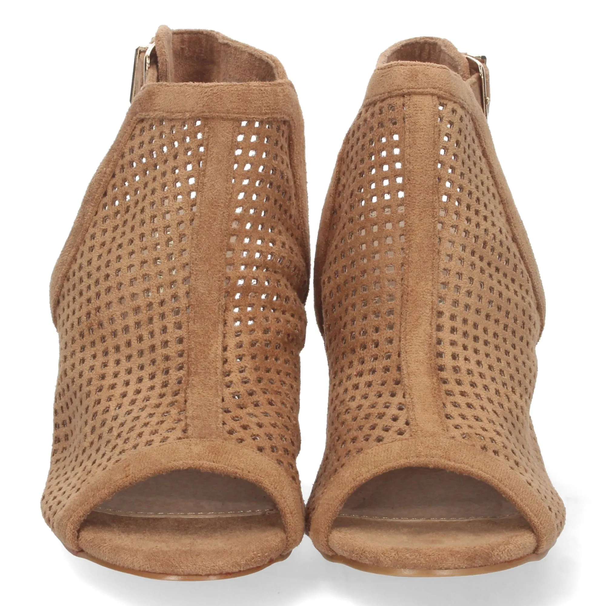 Sandalia textura calada color camel