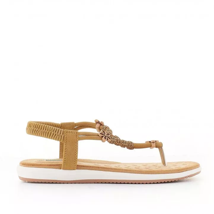 Sandalias planas Amarpies con piezas decorativas