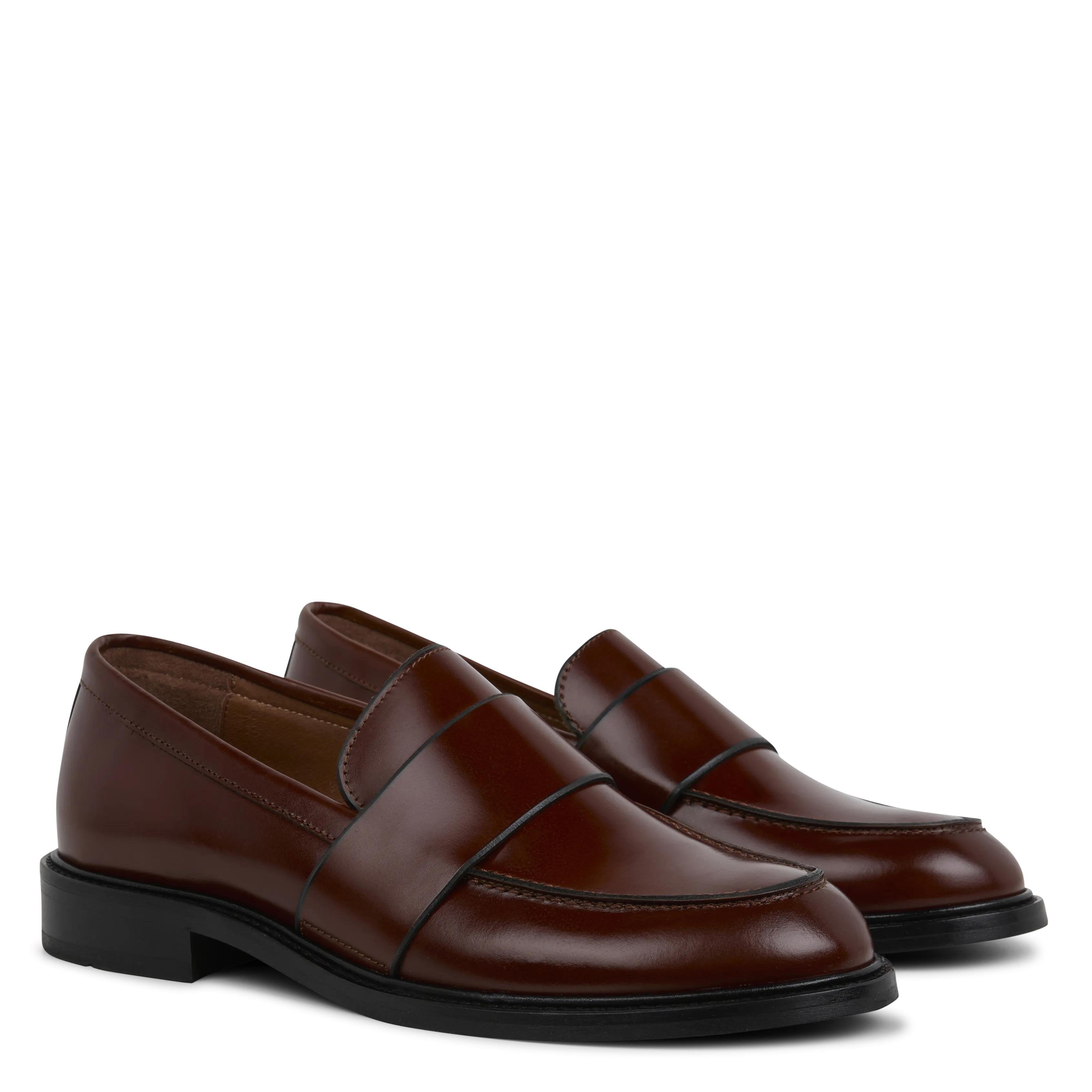 SESSUN ARCHIBALD  . EN MARRON