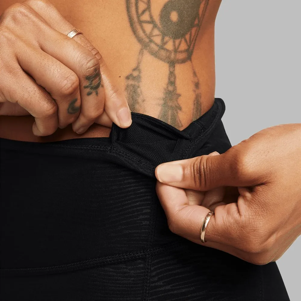 Short Nike One Icon Clash Mujer