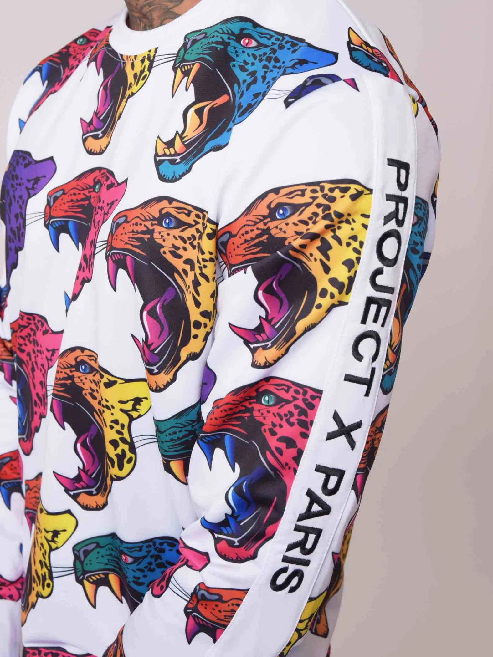 Sudadera graduada con cabeza de jaguar