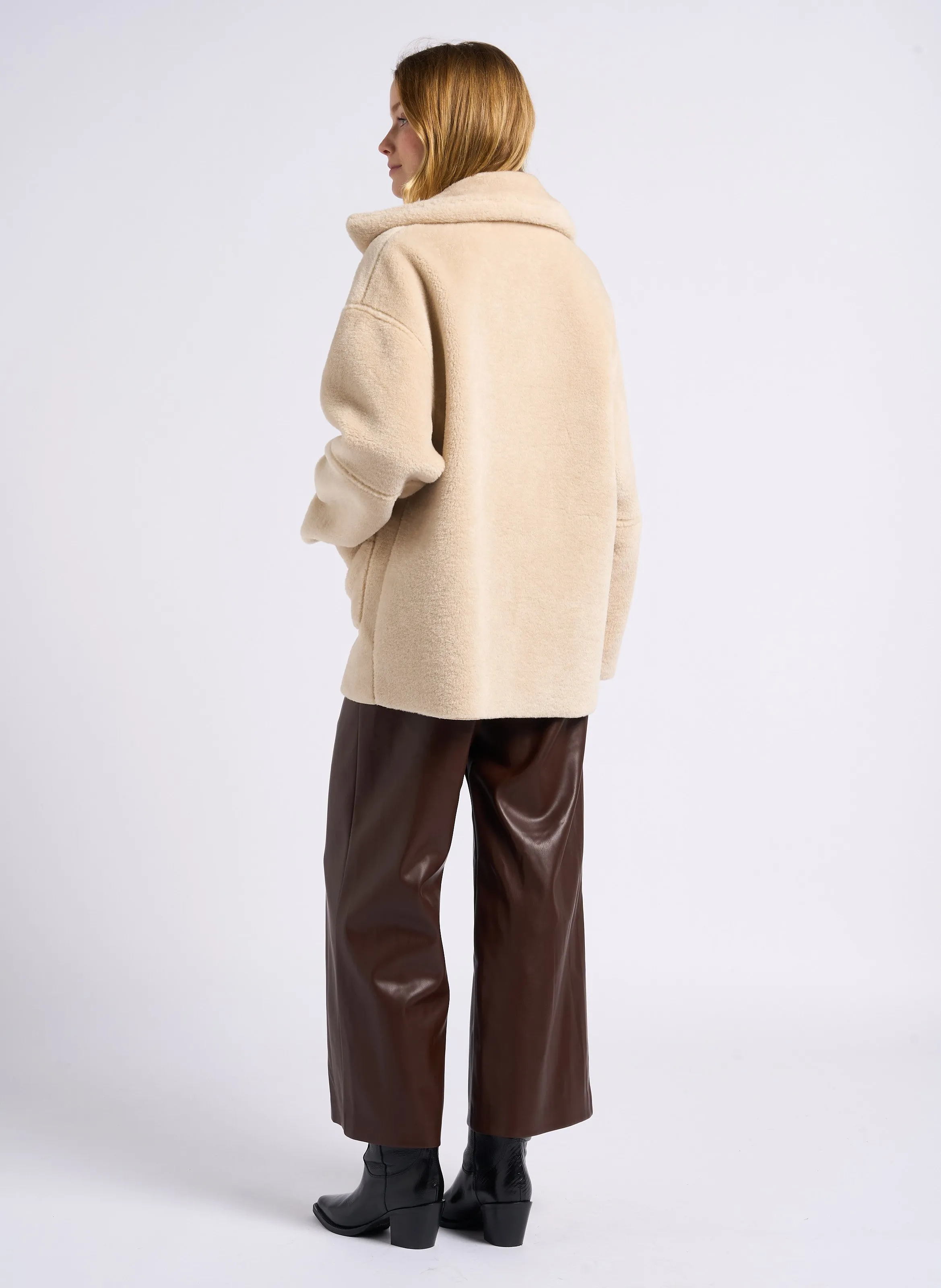 SUNCOO JOHAN  PANTALóN ANCHO EN MARRON