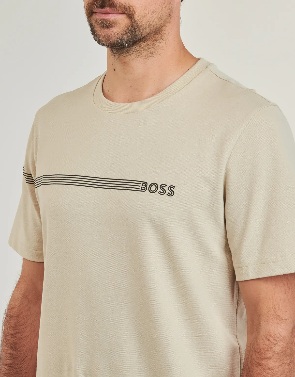 Tee 5