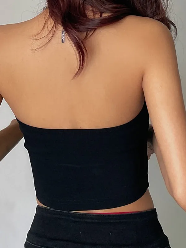 Top bandeau con ombligo irregular