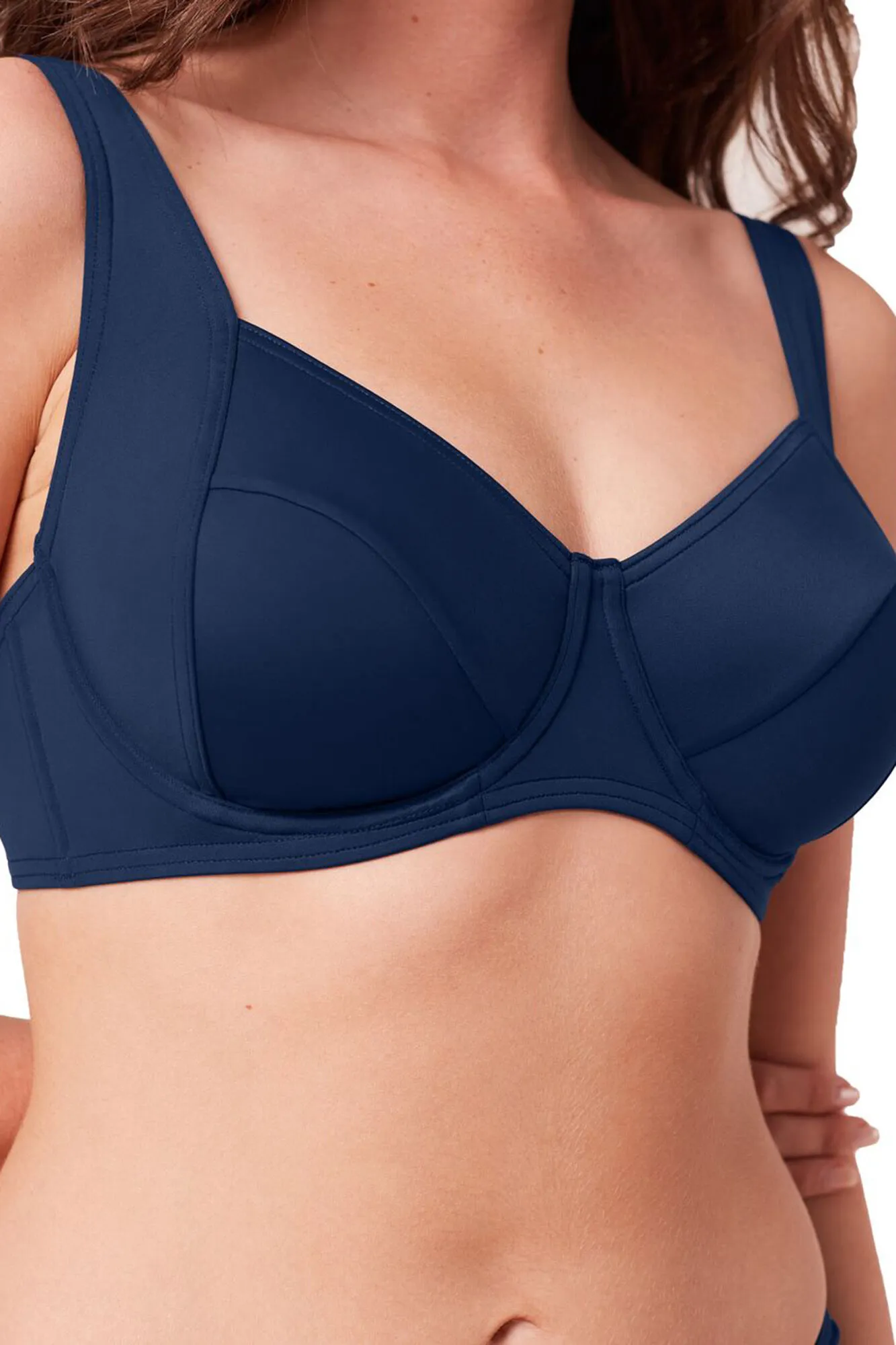 Top de bikini con aro